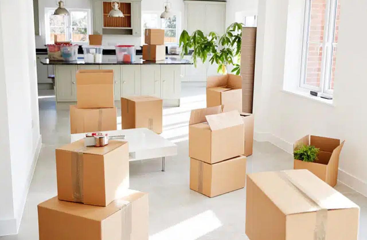 Moving boxes and packing materials in Calgary